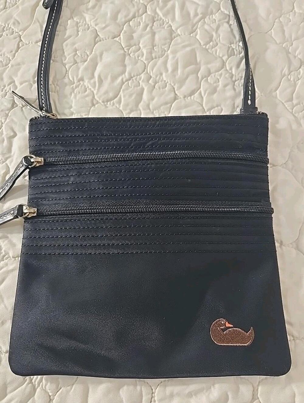 Dooney & Bourke Black Nylon Crossbody Bag Duck Logo Pink Lining Zip Pockets